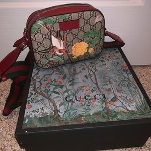 Gucci Tian Cross Body bag